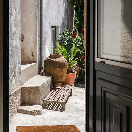 Casa Do Adro