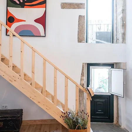 Casa Do Adro 이다나아노바